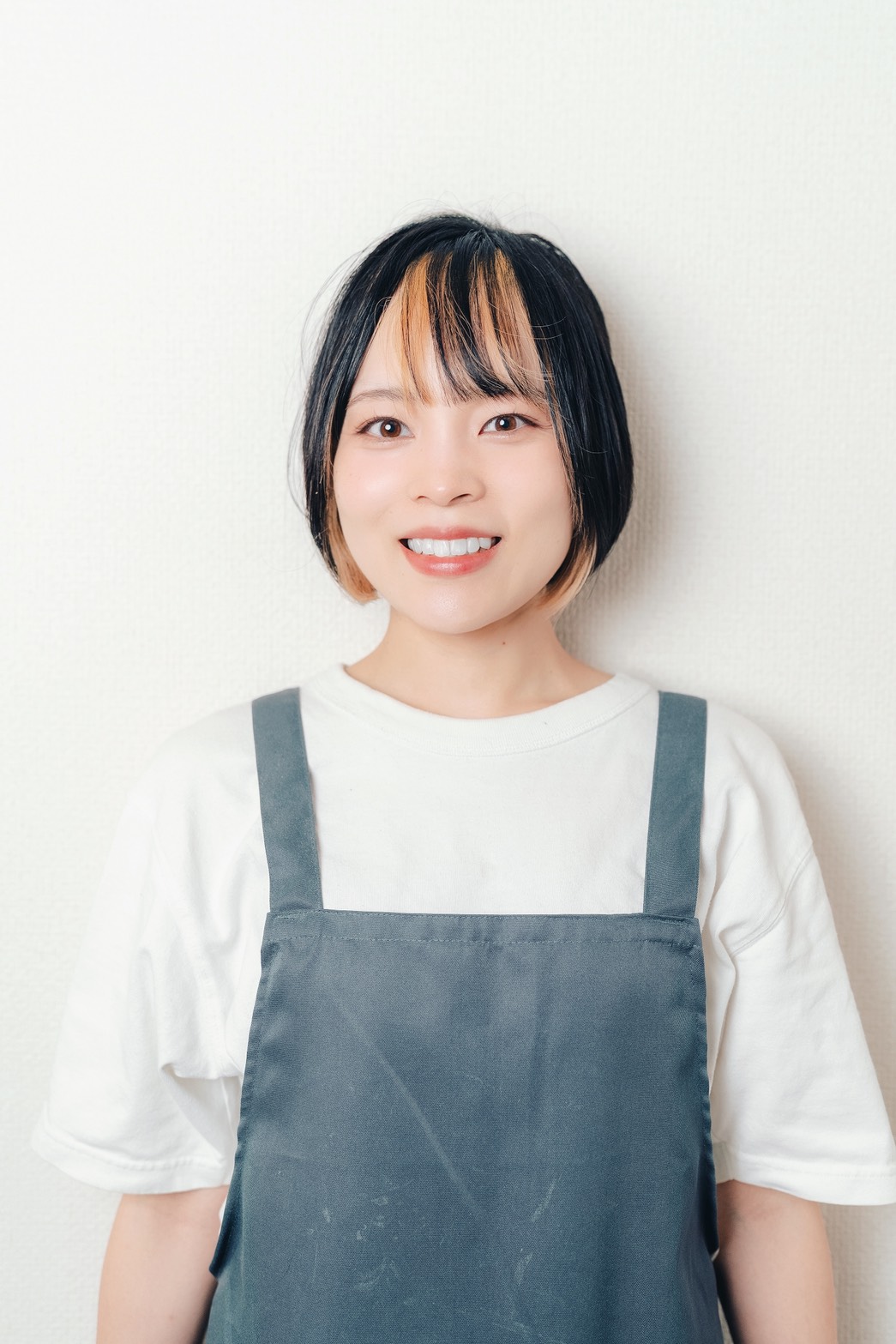 ネイリスト 矢冨彩花